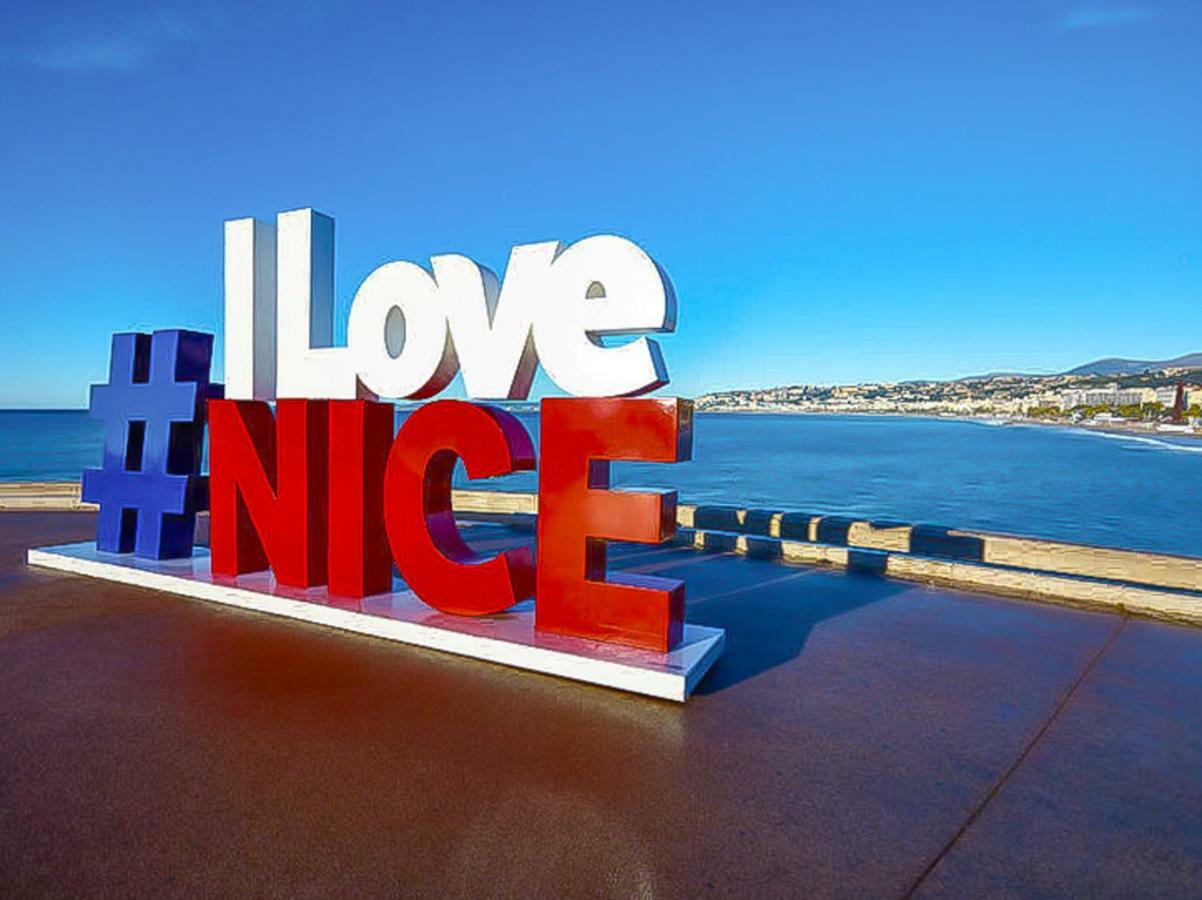 Confortable 3 Pieces Avec Superbe Vue Mer Appartamento Nizza Esterno foto